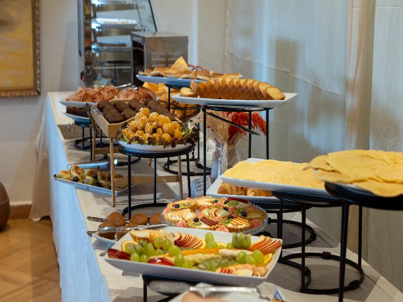 Intouriste Hôtel & Suites - Lobi