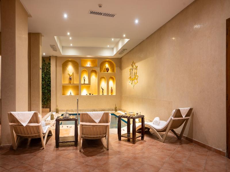 Intouriste Hôtel & Suites - Lobi