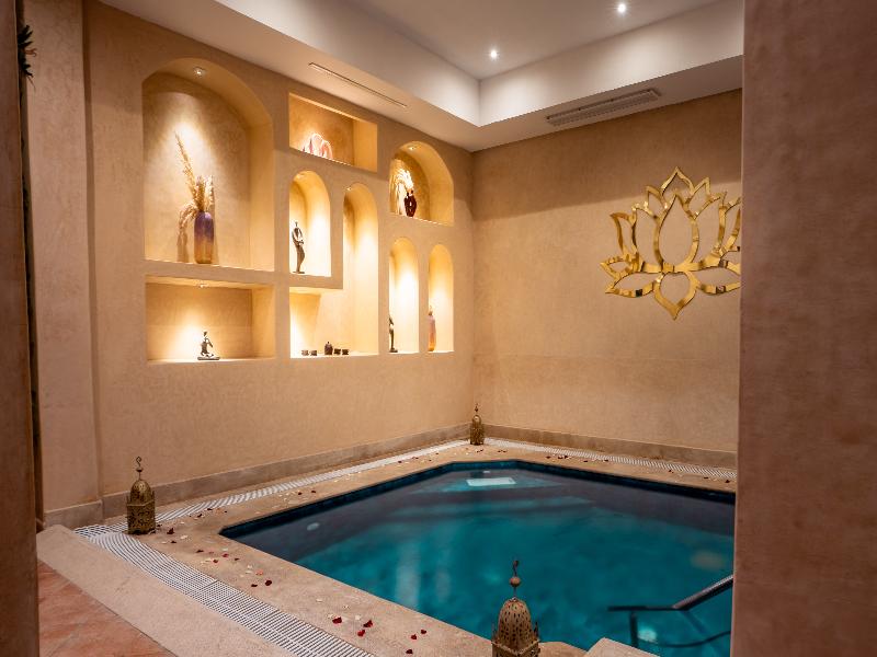 Intouriste Hôtel & Suites - Lobi