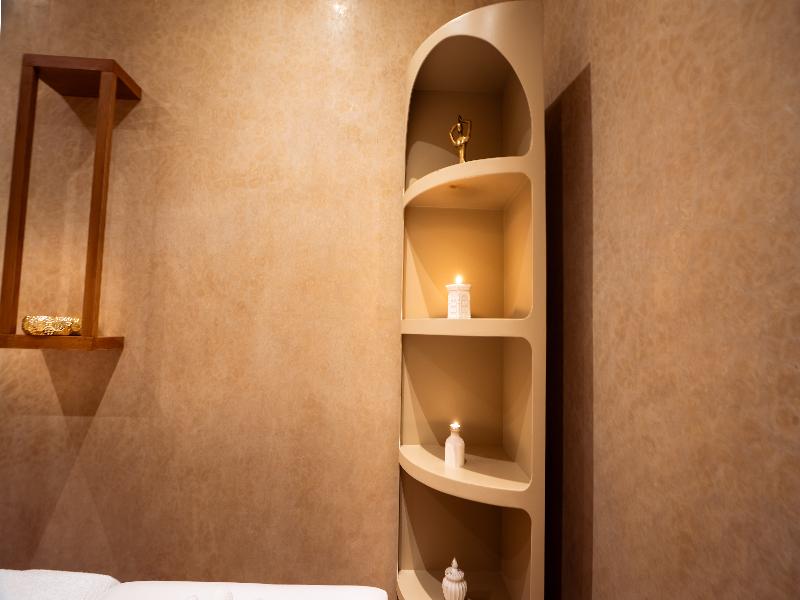 Intouriste Hôtel & Suites - Lobi