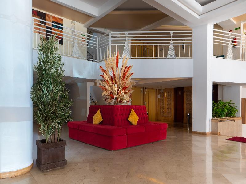 Intouriste Hôtel & Suites - Lobi
