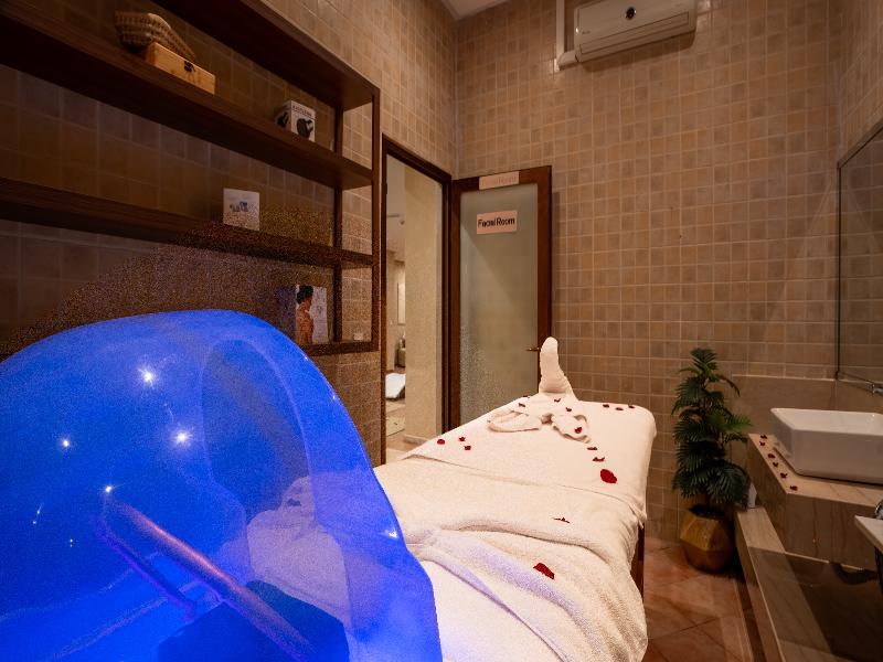 Intouriste Hôtel & Suites - Lobi