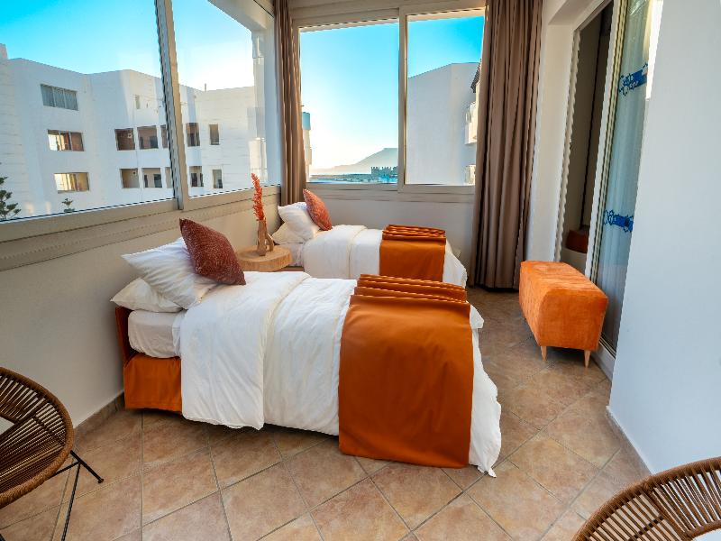 Intouriste Hôtel & Suites - Lobi