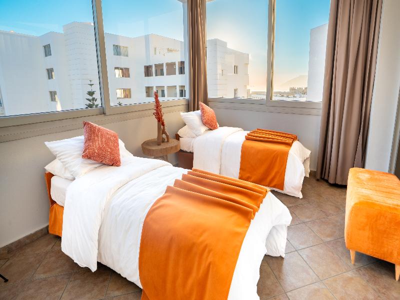 Intouriste Hôtel & Suites - Lobi