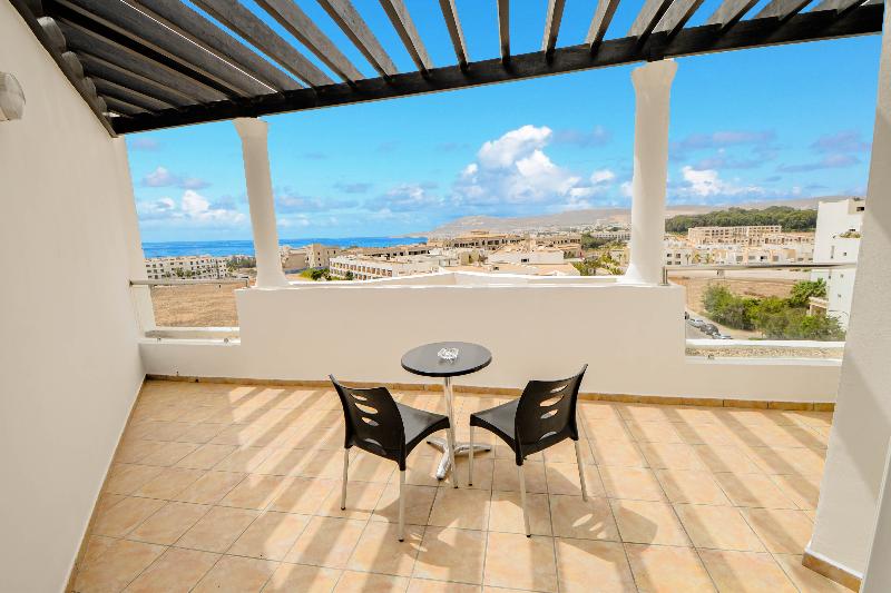 Intouriste Hôtel & Suites - Teras