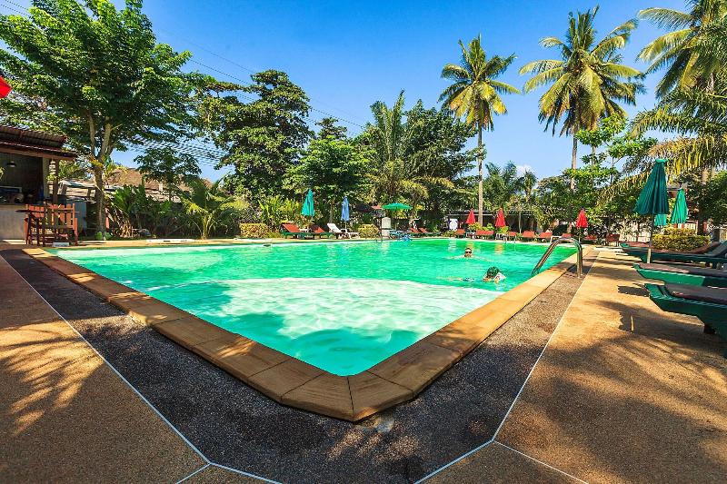 Lanta Klong Nin Beach Resort - Havuz