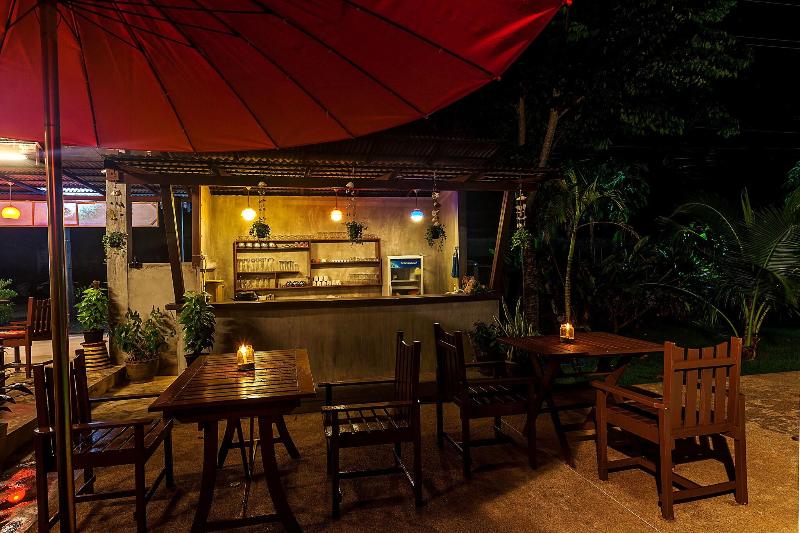 Lanta Klong Nin Beach Resort - Restoran