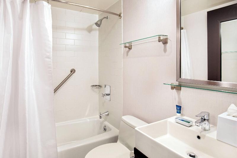 Four Points by Sheraton Midtown Times Square - Oda
