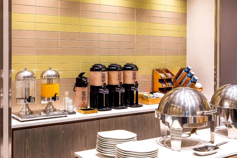 Four Points by Sheraton Midtown Times Square - Restoran