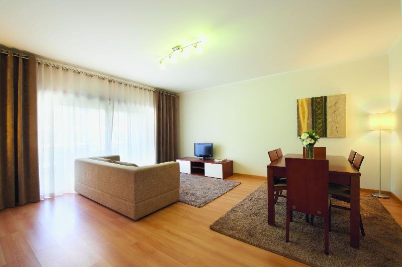 Real Marina Residence - Oda