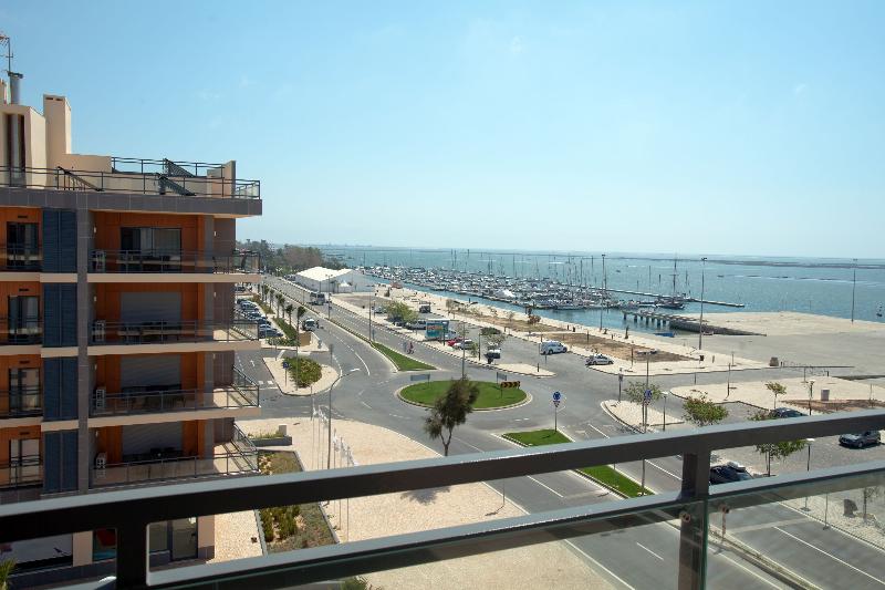 Real Marina Residence - Teras