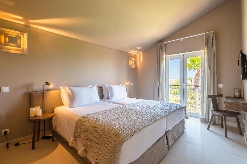 Vale da Lapa Village Resort - Oda