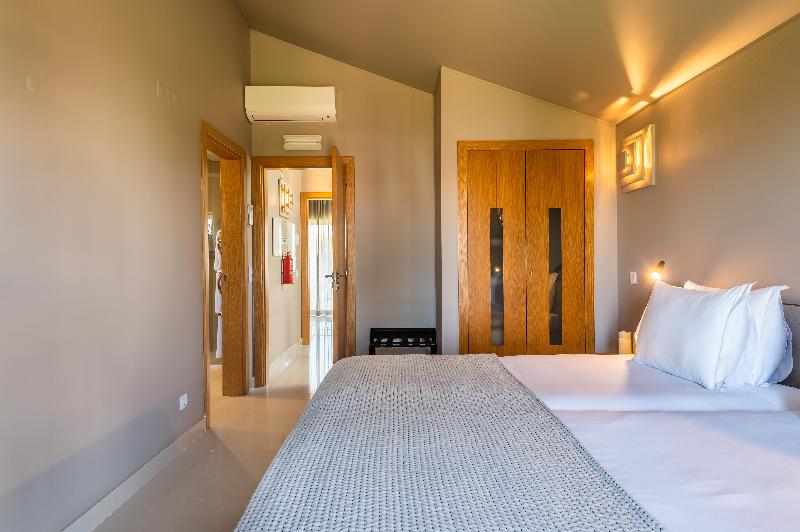 Vale da Lapa Village Resort - Oda