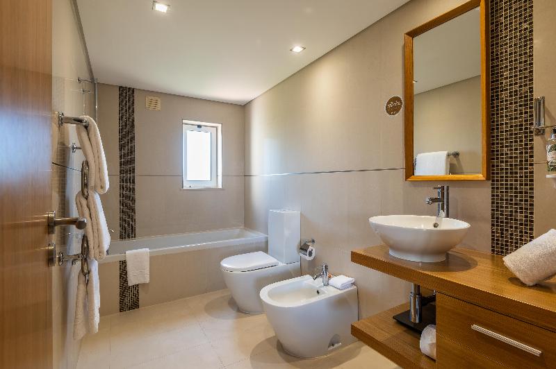 Vale da Lapa Village Resort - Oda