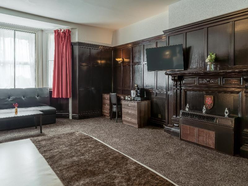 Russ Hill Hotel - Oda