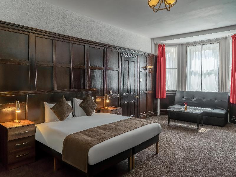 Russ Hill Hotel - Oda