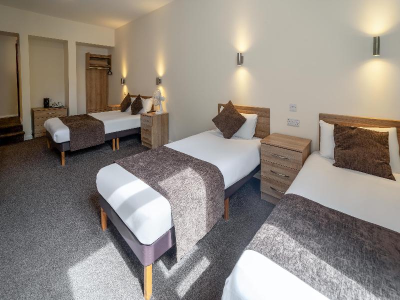 Russ Hill Hotel - Oda