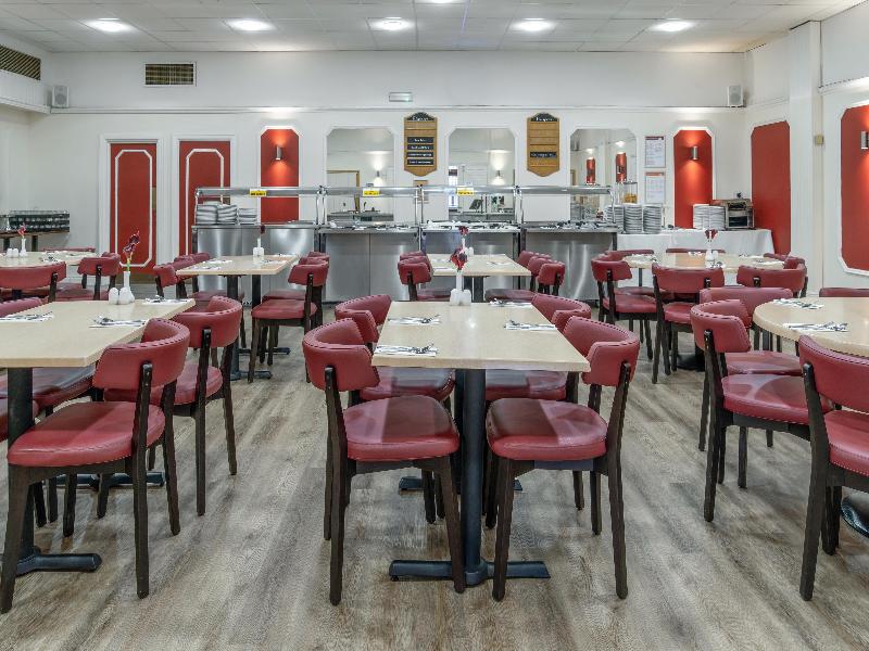 Russ Hill Hotel - Restoran