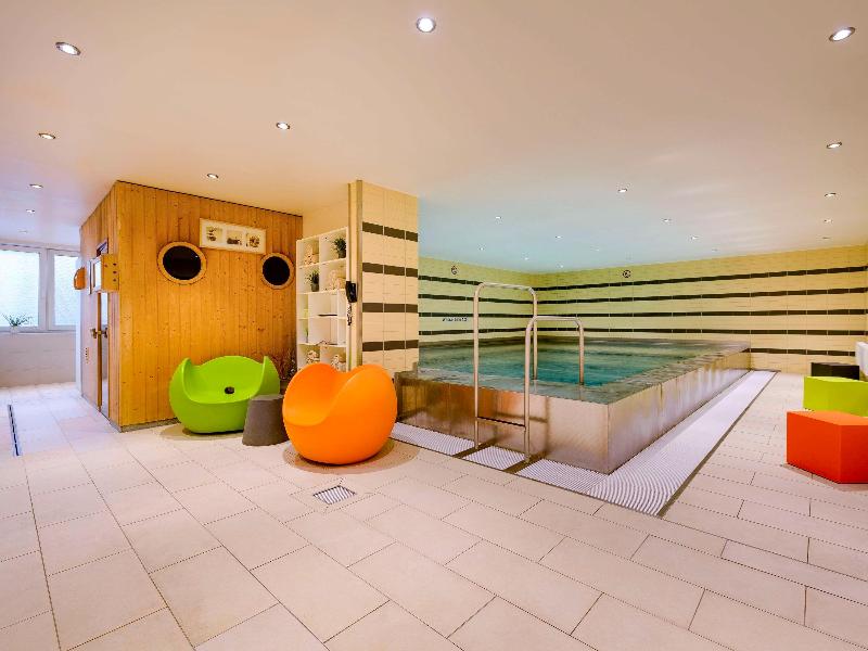 Mercure Hotel Duisburg City - Havuz