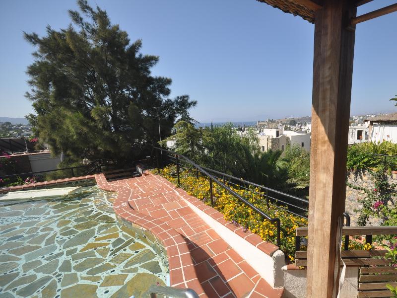 El Vino Hotel Suites - Havuz