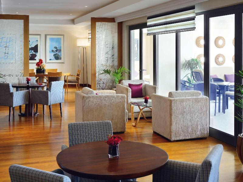 Mövenpick Hotel Jumeirah Beach - Bar