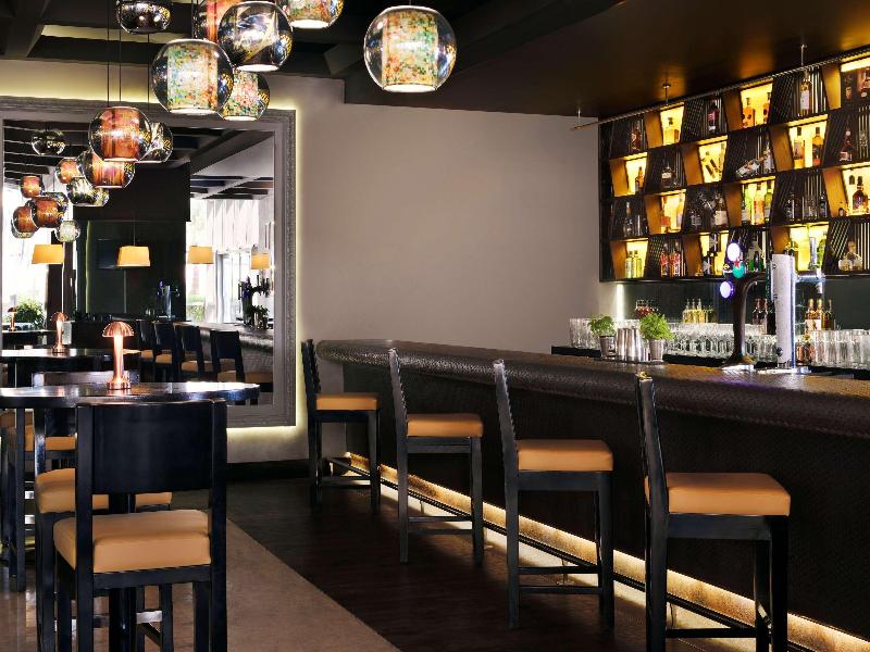 Mövenpick Hotel Jumeirah Beach - Bar