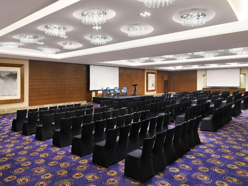 Mövenpick Hotel Jumeirah Beach - Toplantı
