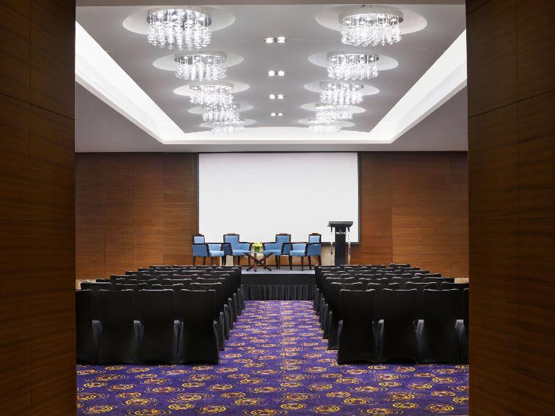 Mövenpick Hotel Jumeirah Beach - Toplantı
