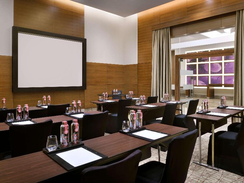 Mövenpick Hotel Jumeirah Beach - Toplantı