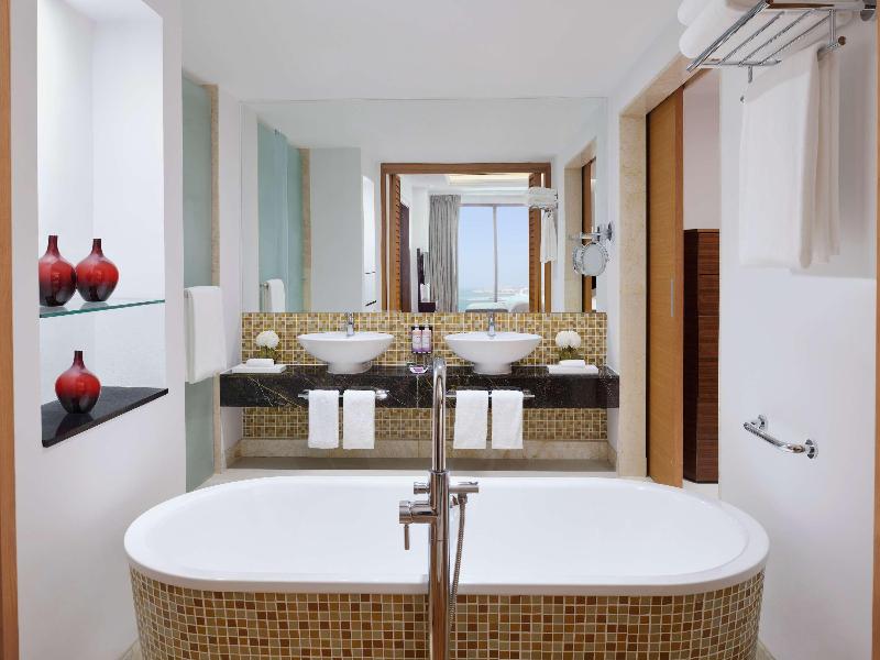 Mövenpick Hotel Jumeirah Beach - Oda