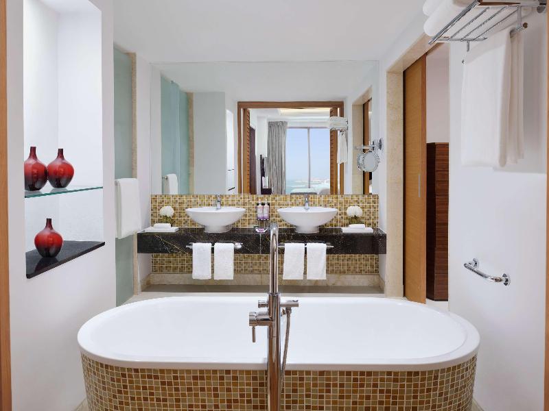 Mövenpick Hotel Jumeirah Beach - Oda