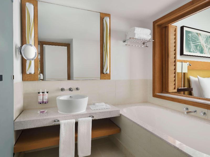 Mövenpick Hotel Jumeirah Beach - Oda