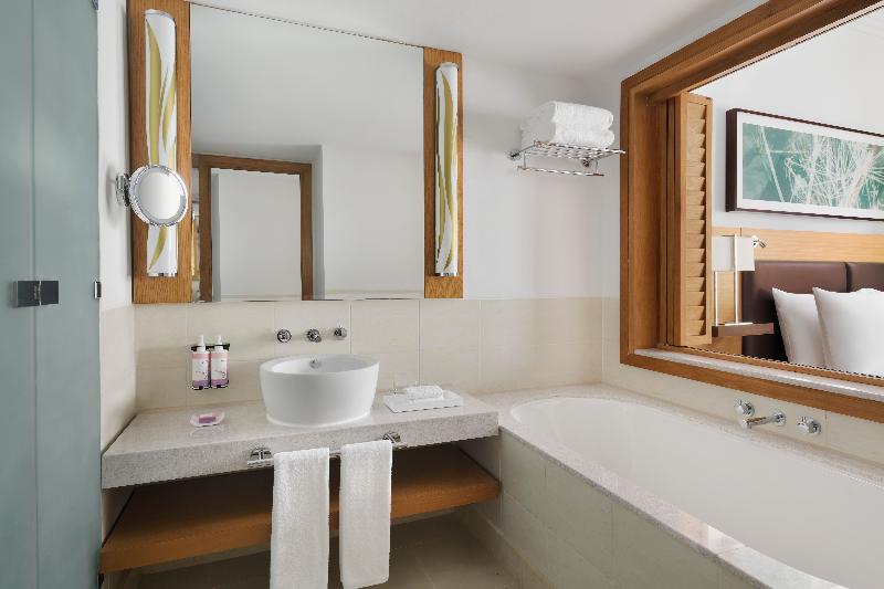 Mövenpick Hotel Jumeirah Beach - Oda