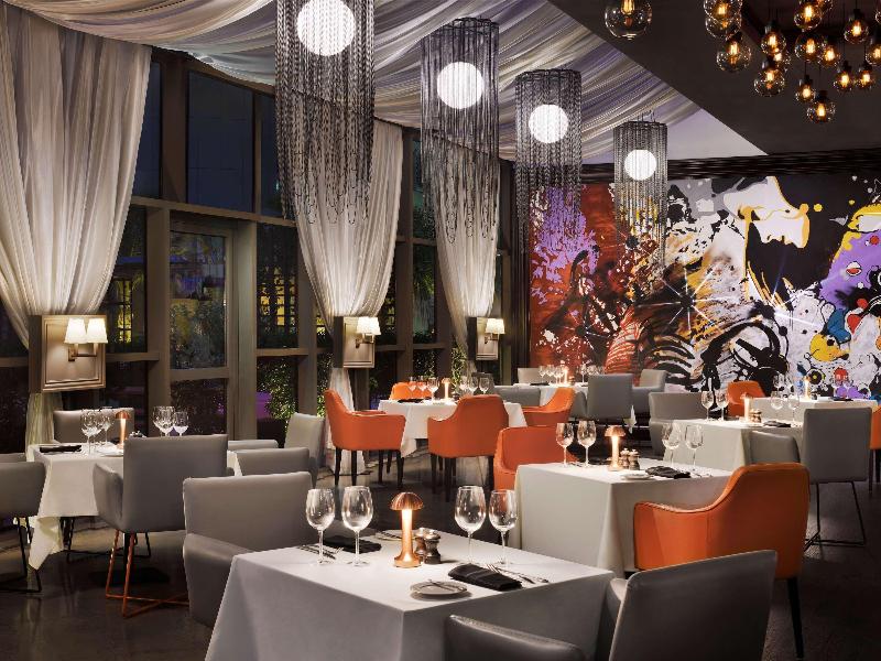 Mövenpick Hotel Jumeirah Beach - Restoran