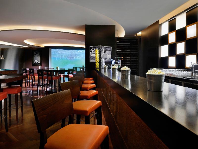 Mövenpick Hotel Jumeirah Beach - Restoran