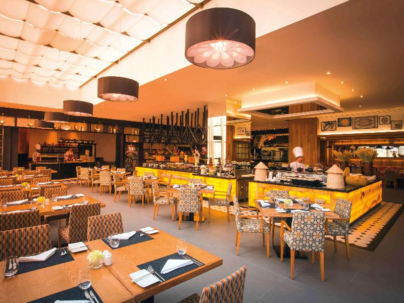 Mövenpick Hotel Jumeirah Beach - Restoran