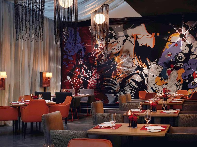 Mövenpick Hotel Jumeirah Beach - Restoran