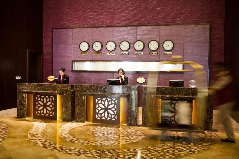 Grand Regal Hotel - Lobi