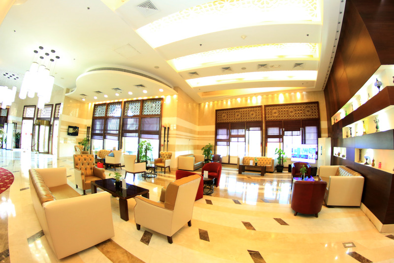 Grand Regal Hotel - Lobi