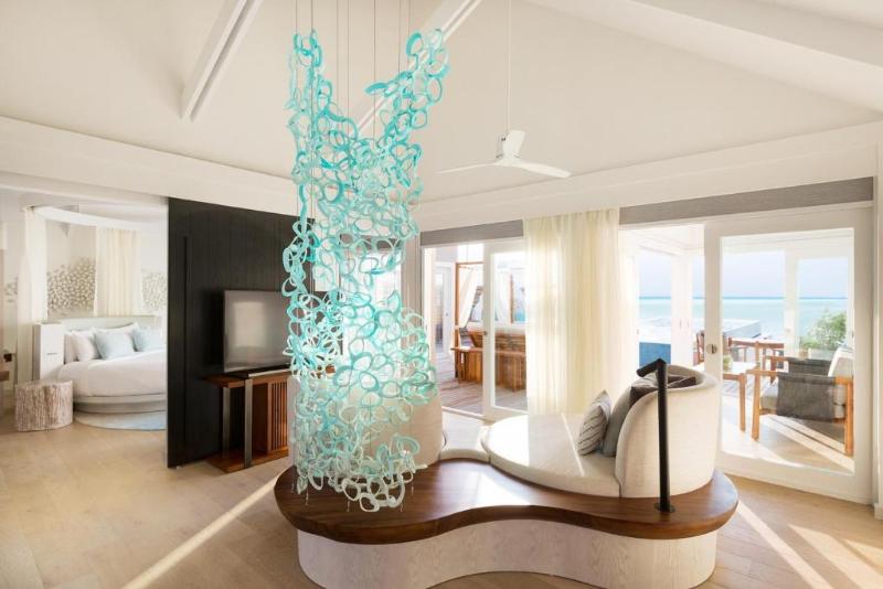 Lux South Ari Atoll - Oda