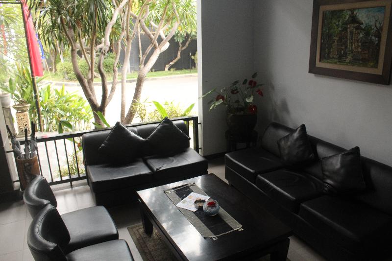 The Radiant Hotel - Lobi