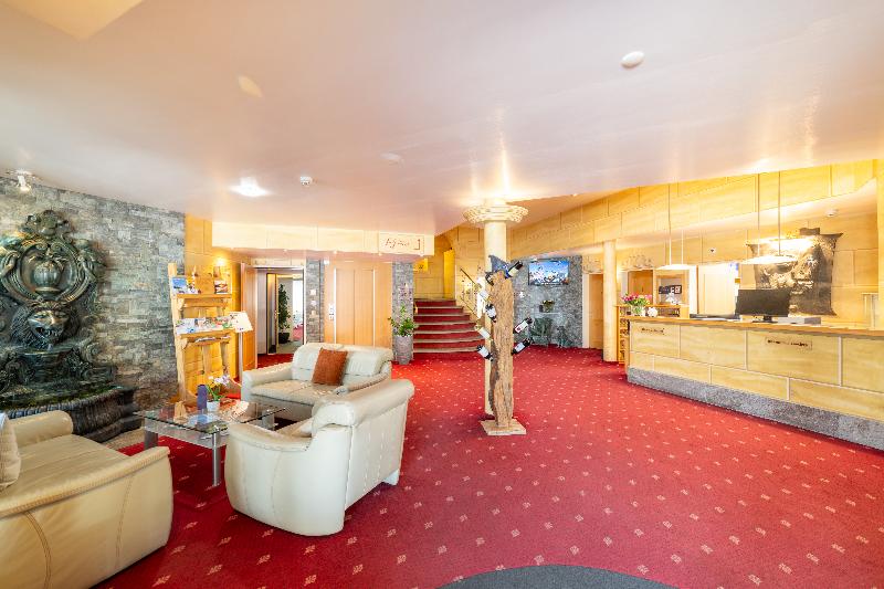Turmhotel Victoria - Lobi