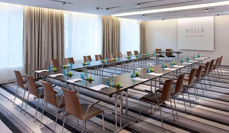 Meliá Düsseldorf - Toplantı