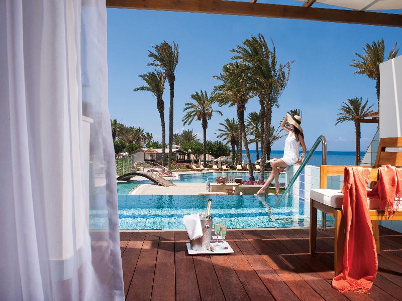 Constantinou Bros Asimina Suites - Oda
