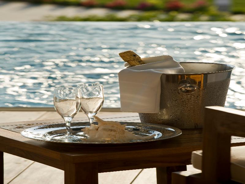 Constantinou Bros Asimina Suites - Oda