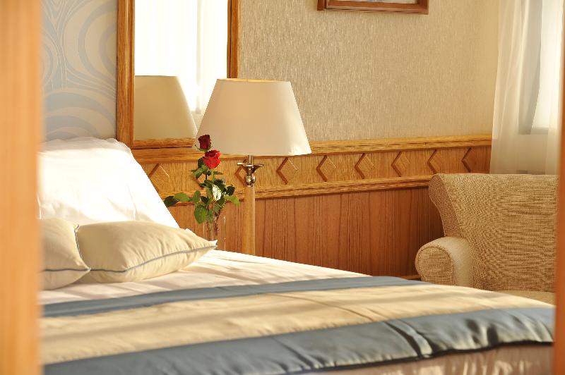 Constantinou Bros Asimina Suites - Oda