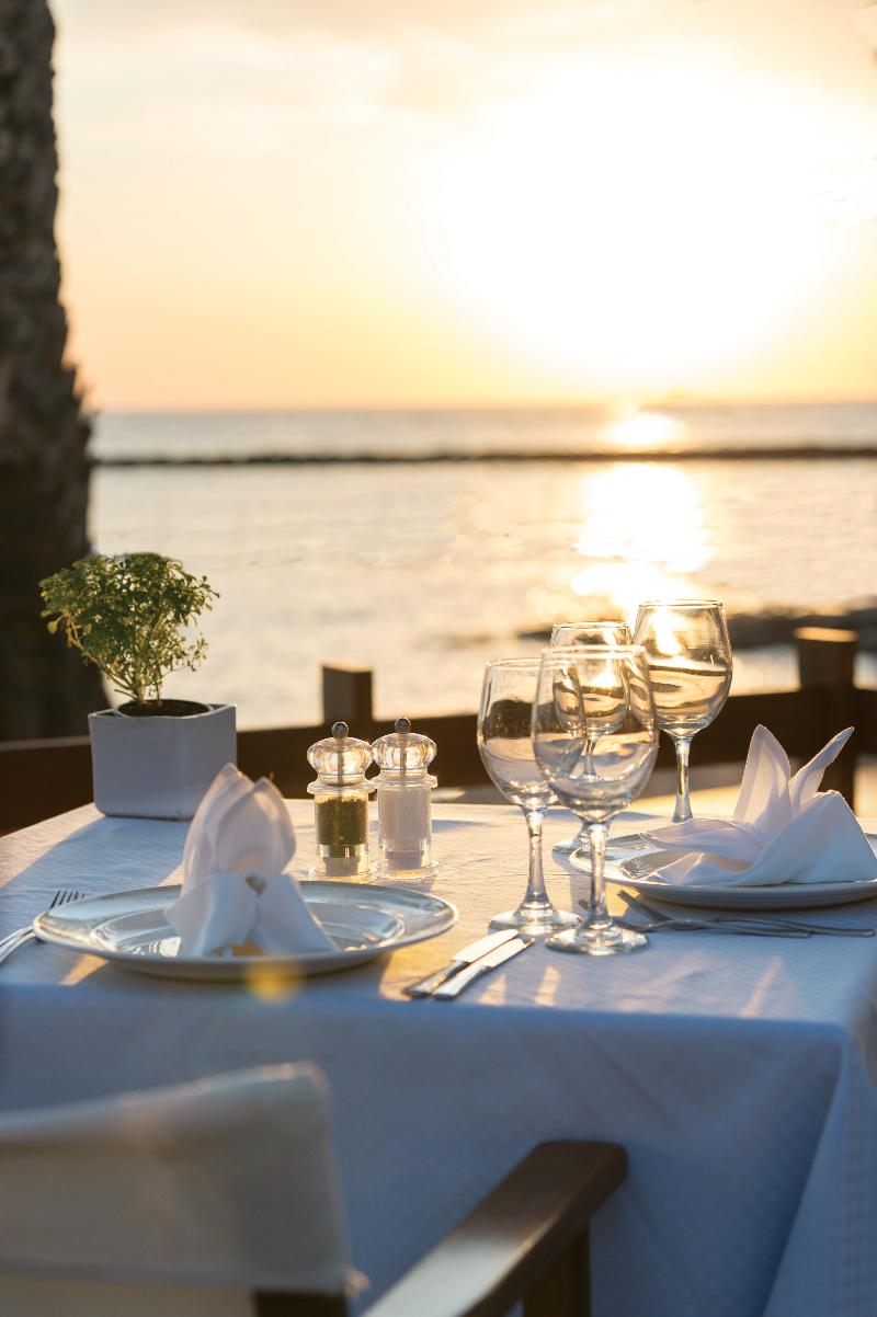 Constantinou Bros Asimina Suites - Restoran