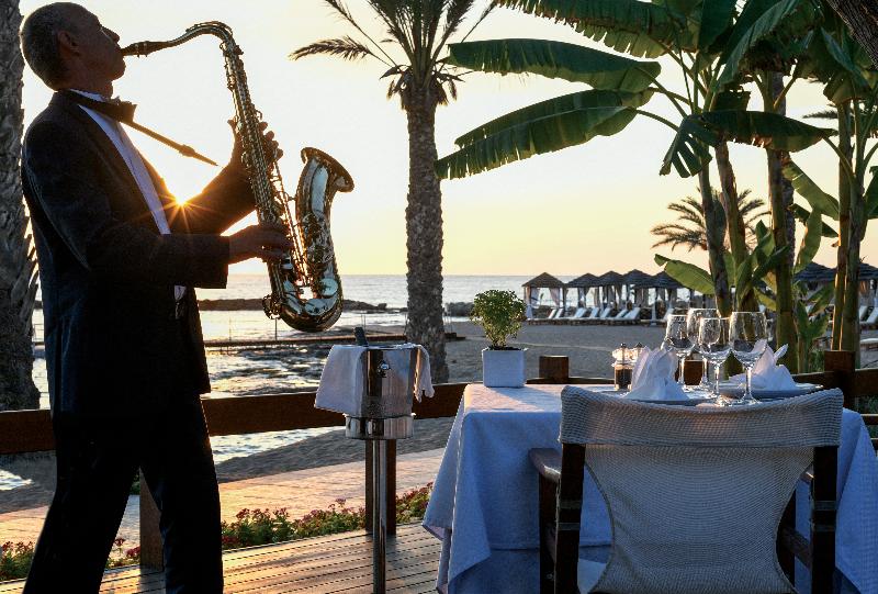 Constantinou Bros Asimina Suites - Restoran