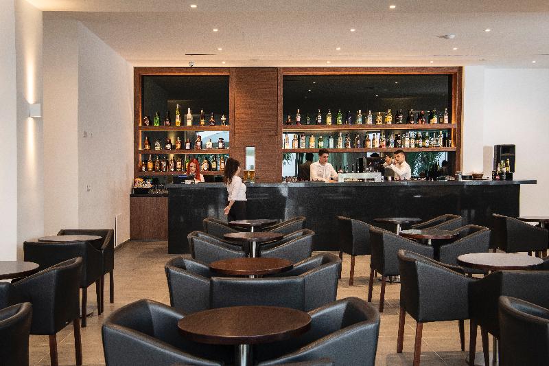 Akti Beach Hotel & Village Resort - Bar