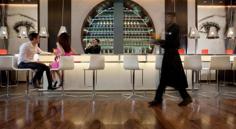 Centro Barsha by Rotana - Bar